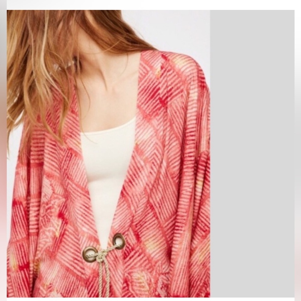 NWOT FREE PEOPLE Boho Shibori Print Kimono/Wrap in Coral OSFM - Picture 4 of 6